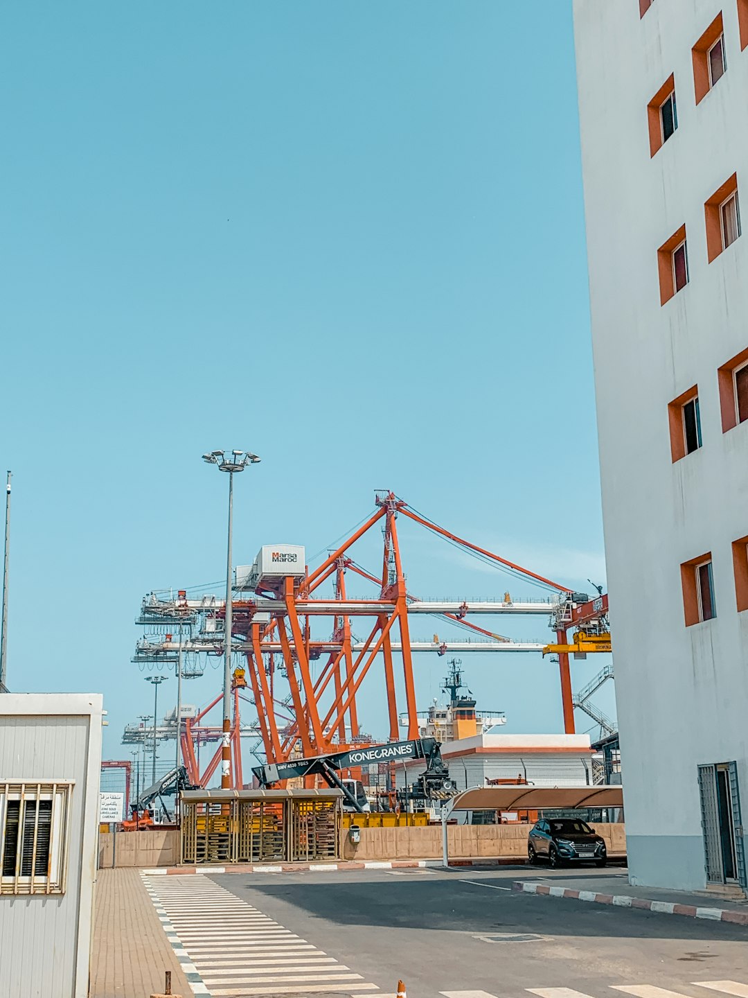 Navigating Steel-Related Trade Barriers for Solar PV Modules